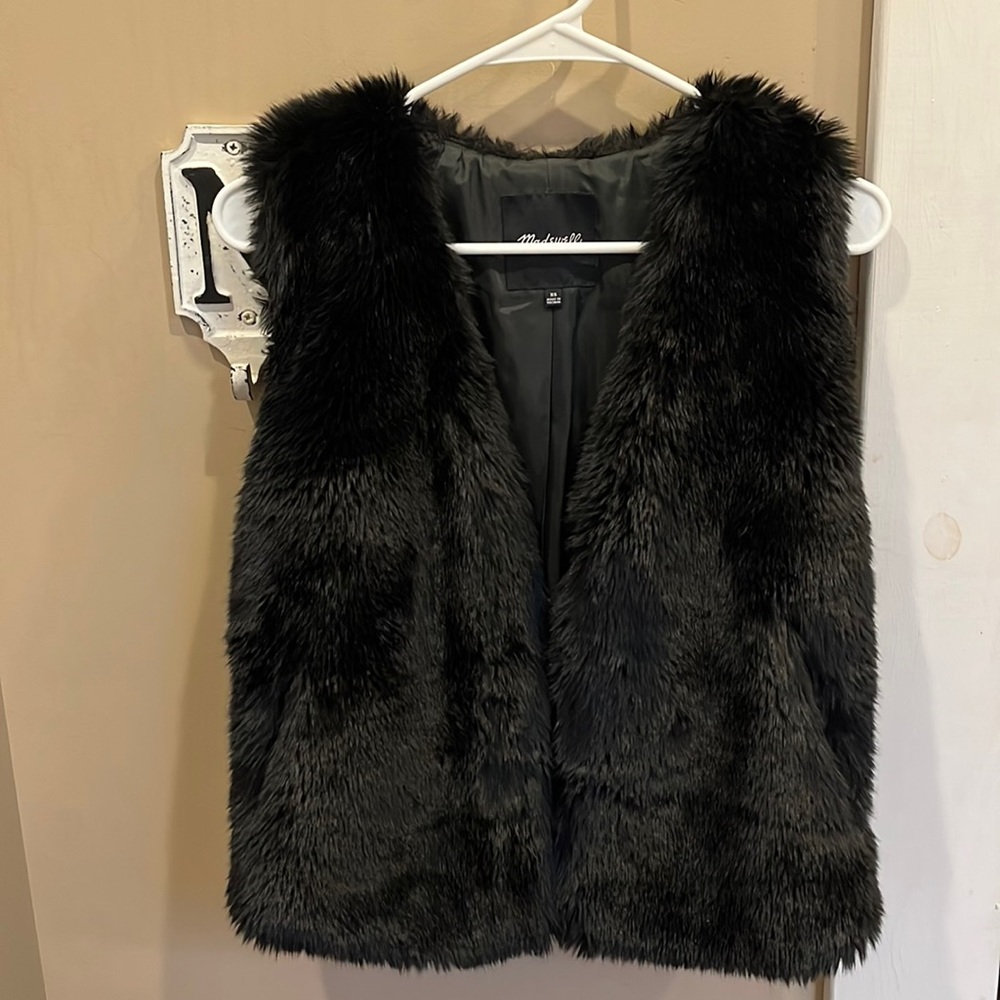 Madewell Faux fur vest